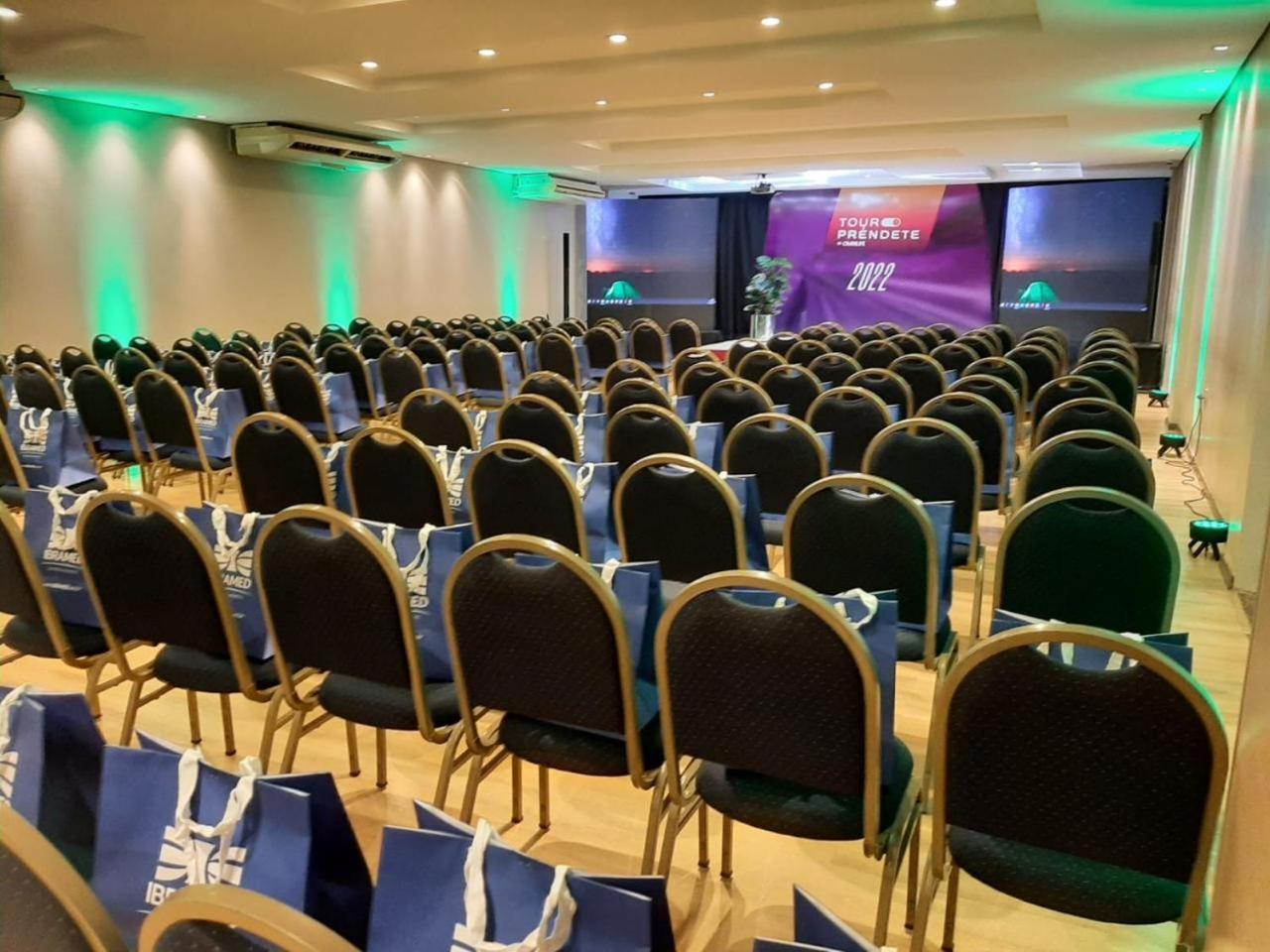 Maximus Business Hotel Ji-Paraná Buitenkant foto