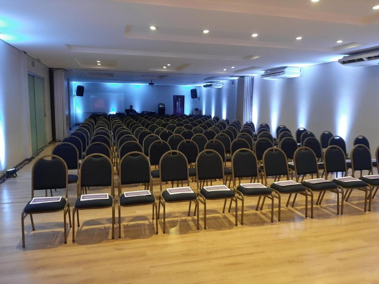 Maximus Business Hotel Ji-Paraná Buitenkant foto