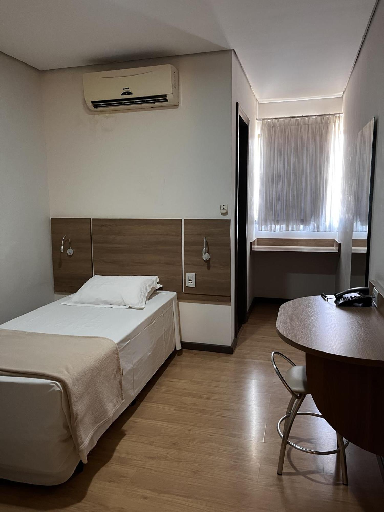 Maximus Business Hotel Ji-Paraná Buitenkant foto