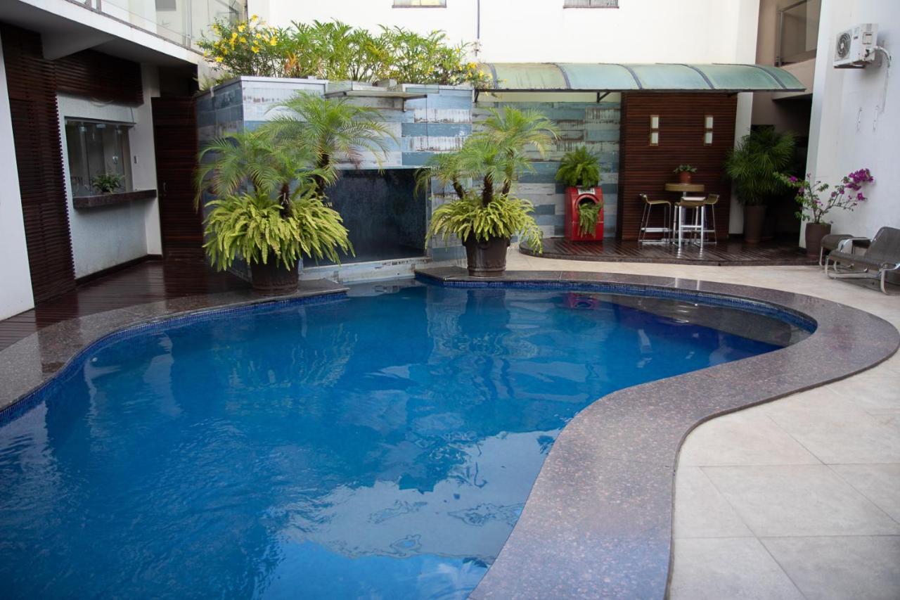Maximus Business Hotel Ji-Paraná Buitenkant foto